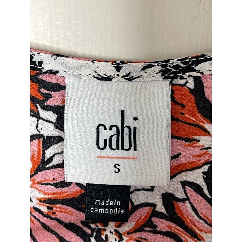 CAbi #5730 Seraphina Floral Faux Wrap Sleeveless Blouse - Small - Picture 9 of 10